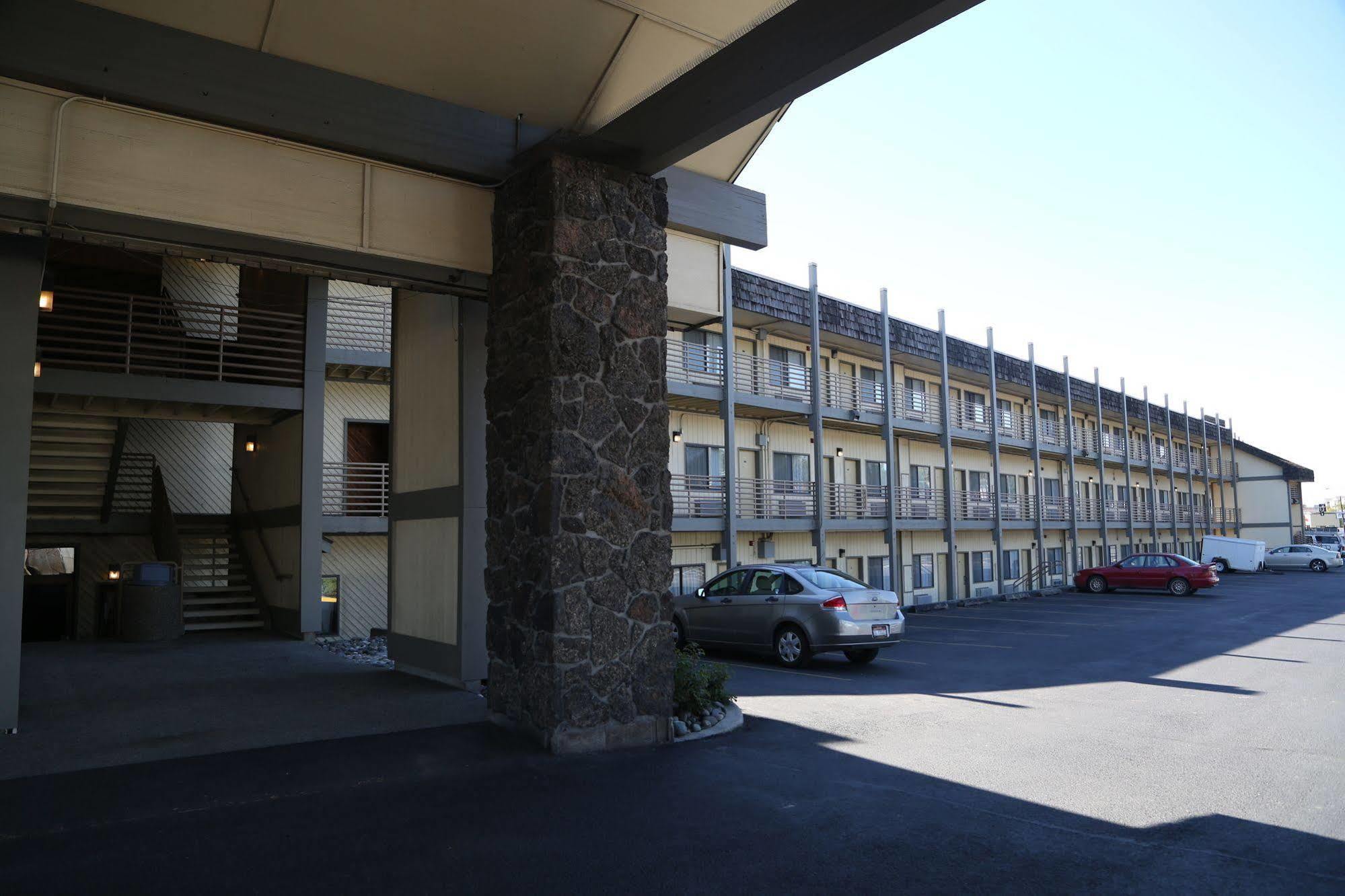Idaho Inn มอสโคว์ ภายนอก รูปภาพ